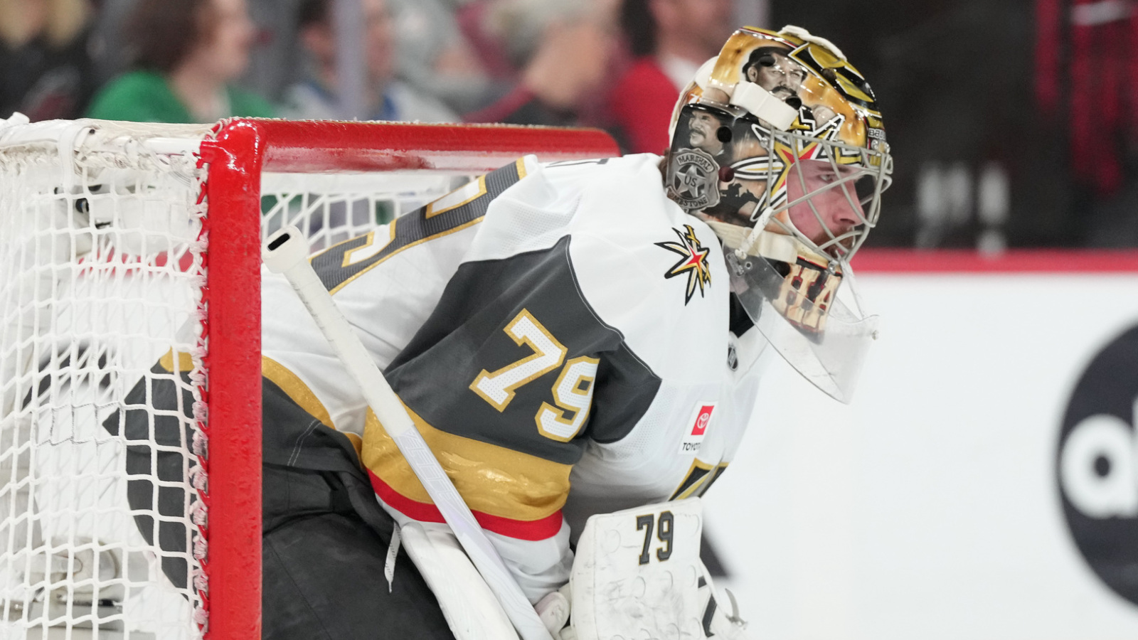 Image for Golden Knights taking big risk by sticking with Carter Hart in goal