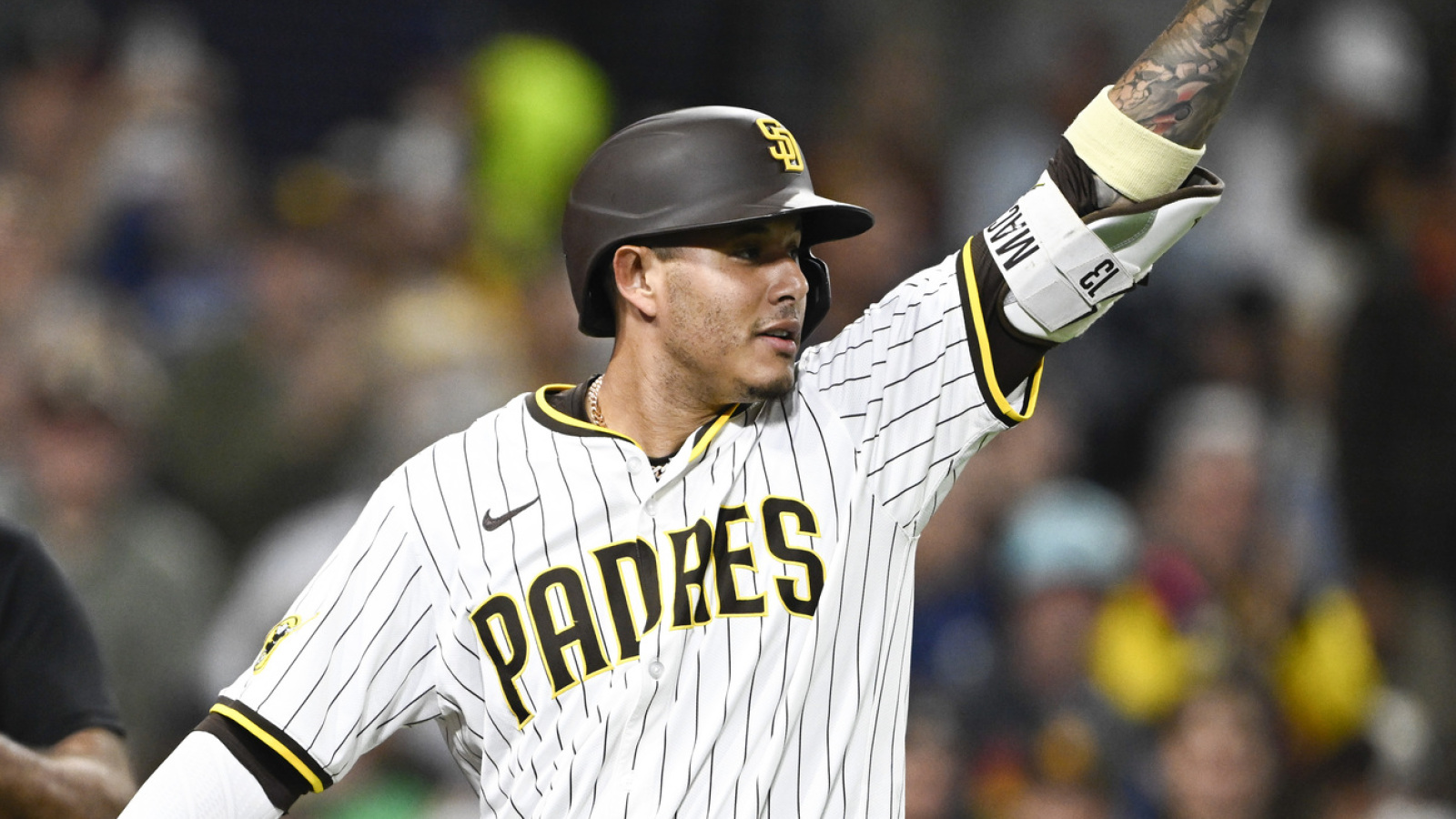 https://www.yardbarker.com/media/1/5/152ccc8e96965dee27d5551d31412acff82748f7/thumb_16x9/polarizing-padres-star-bolsters-hall-fame-case.jpg?v=1