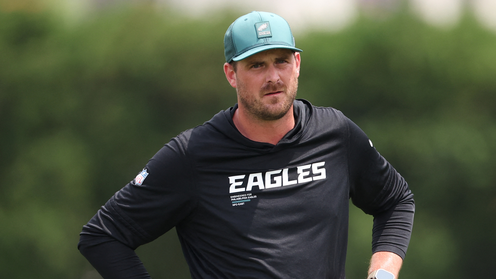 https://www.yardbarker.com/media/1/5/155656a2cc7c683bda425100ebaca8406bfb2960/thumb_16x9/eagles-offense-draws-major-concern-joint-practice.jpg?v=1
