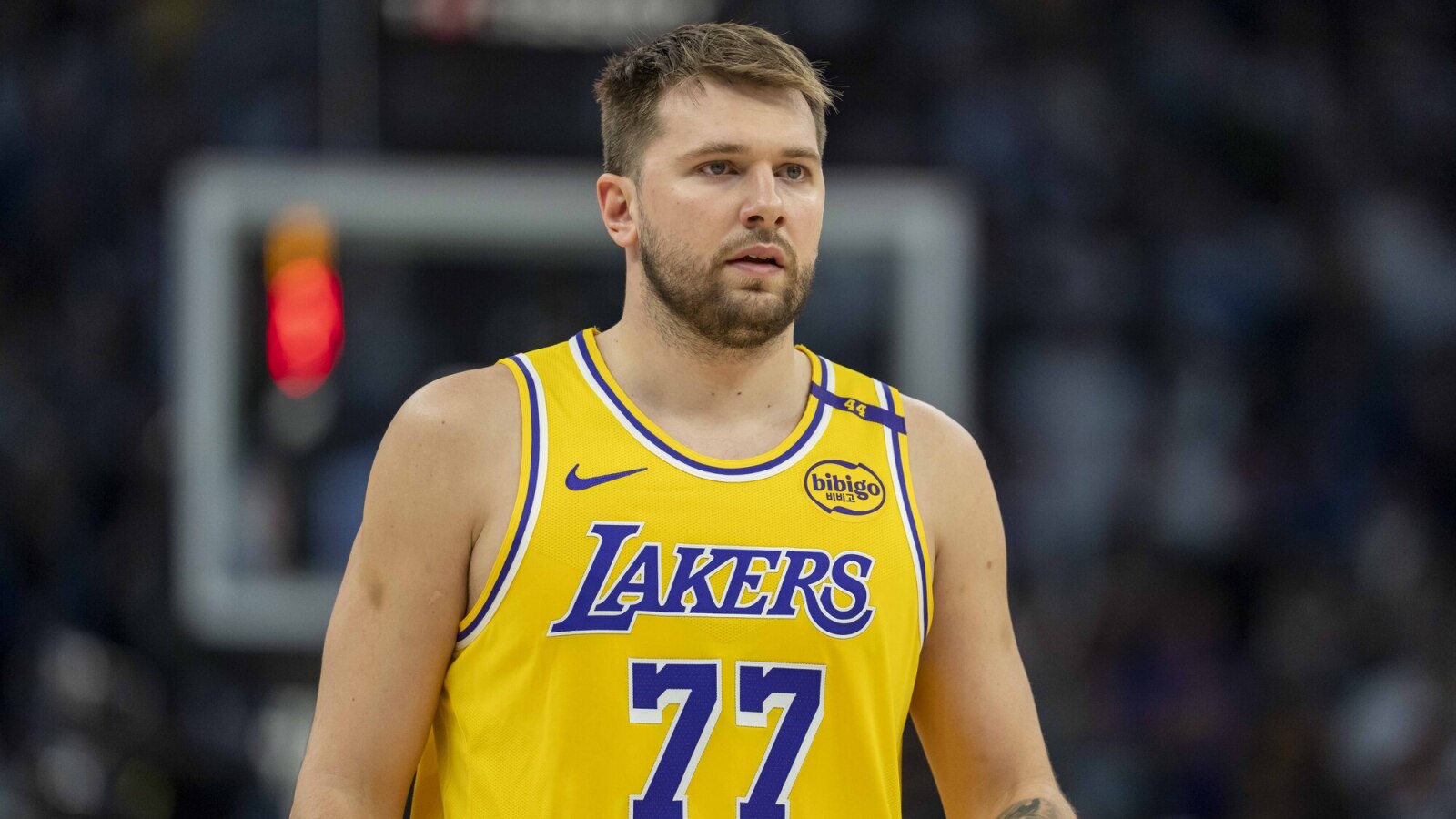 https://www.yardbarker.com/media/1/5/15eb36eefe8e20bc304260c20401a39546c6e434/thumb_16x9/luka-doncic-makes-massive-move-regarding-future.jpg?v=1