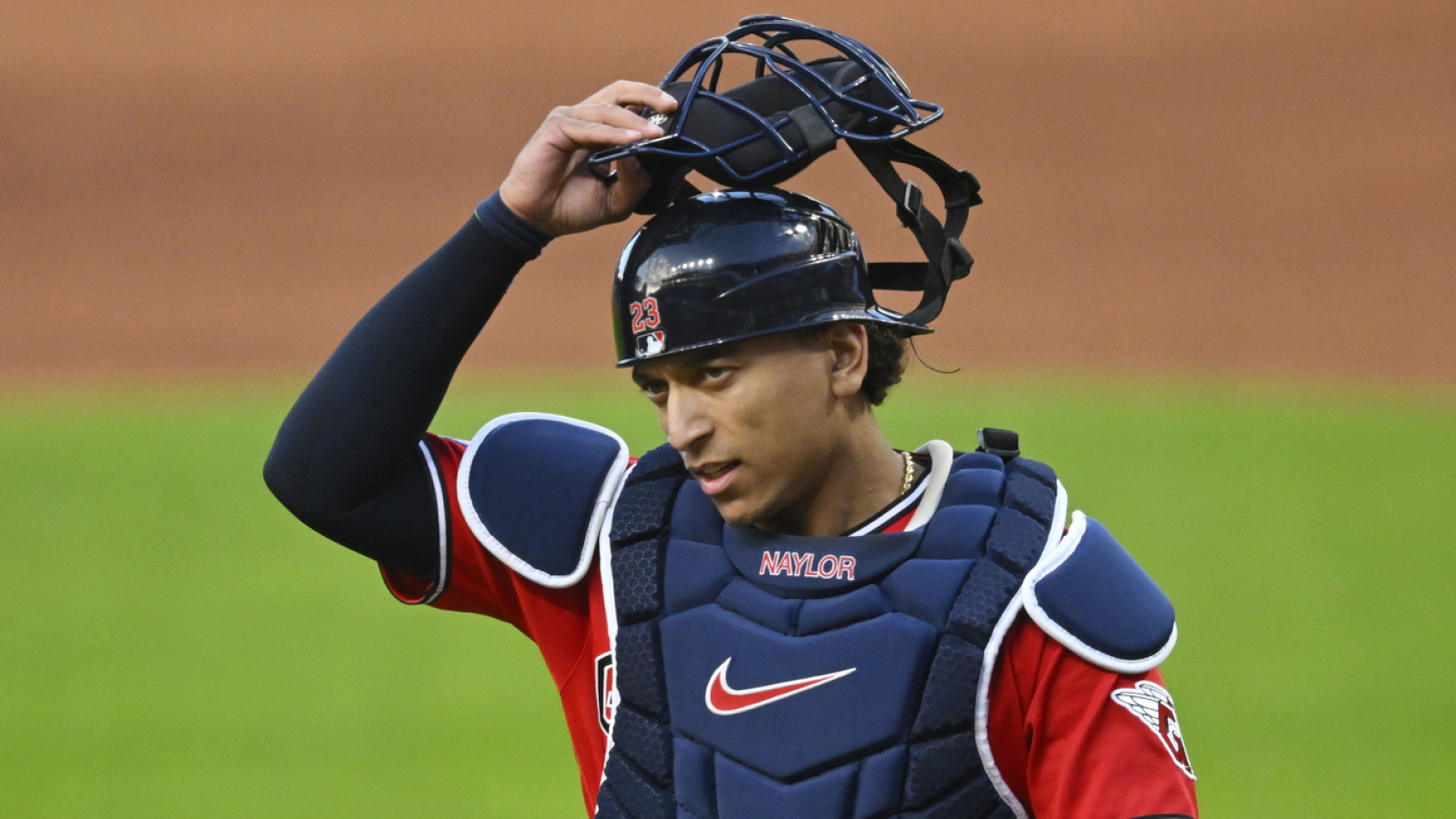 https://www.yardbarker.com/media/1/6/163af040b6964e2499d64e295af6f818de4c4cb8/thumb_16x9/brewers-acquire-catcher-bo-naylor-guardians.jpg?v=1