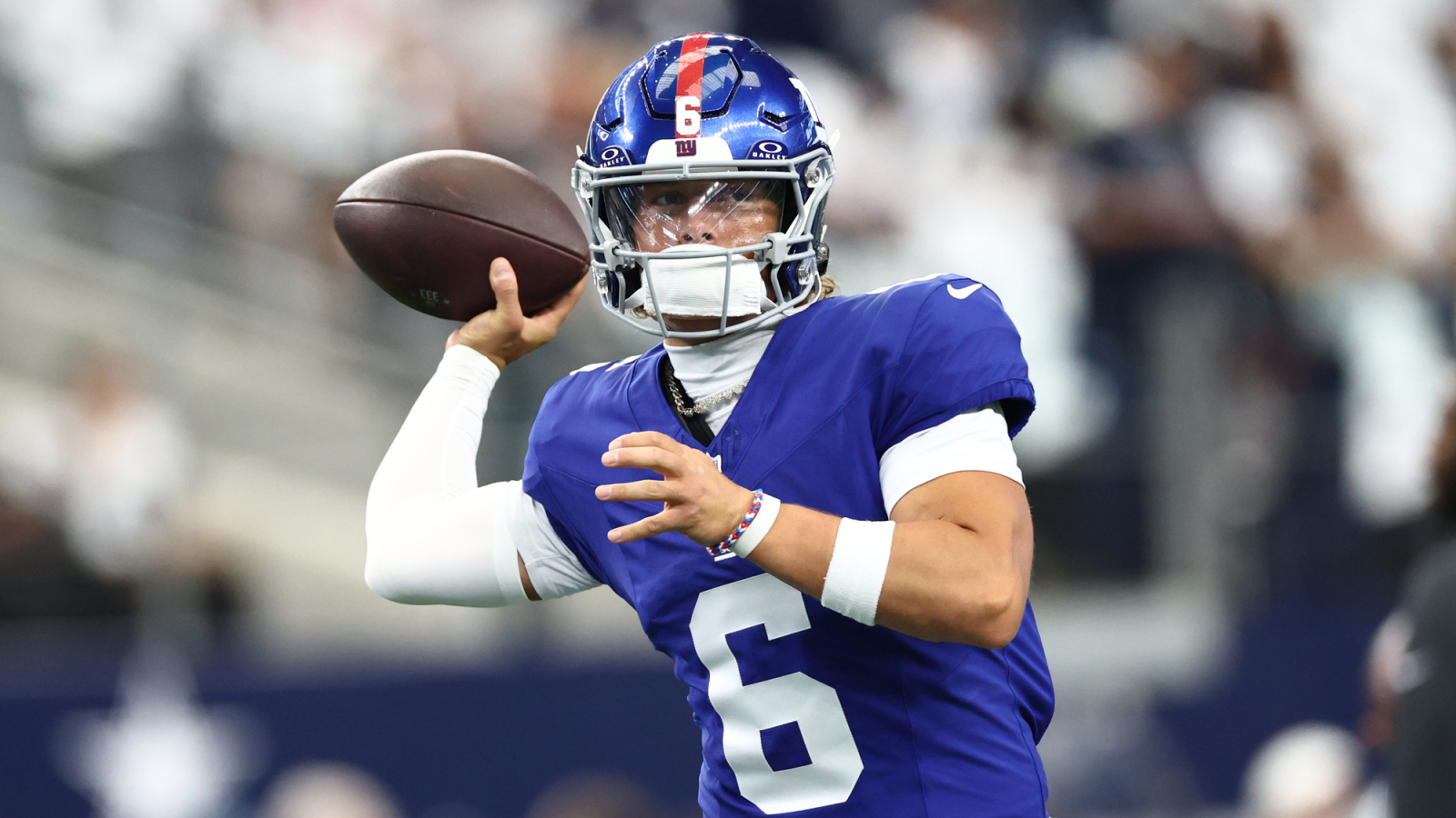 https://www.yardbarker.com/media/1/6/1644fec4db61874679c185331c2a4daf81234459/thumb_16x9/giants-expected-two-rookies-responsibility.jpg?v=1