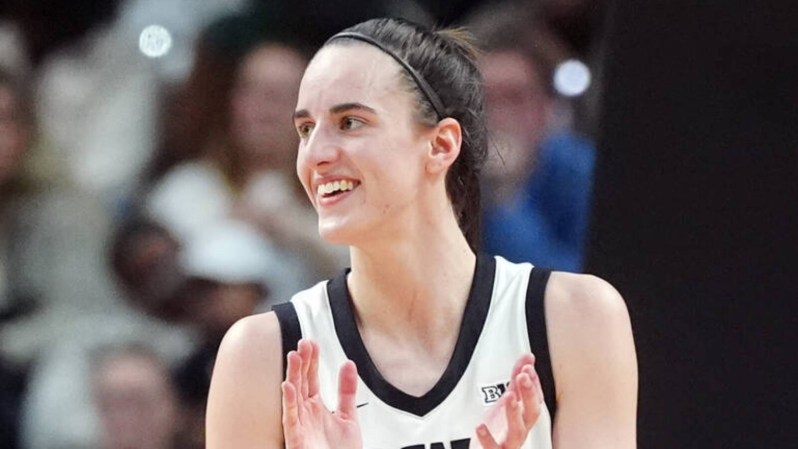 Sensational Caitlin Clark lifts Iowa past LSU, into Final Four