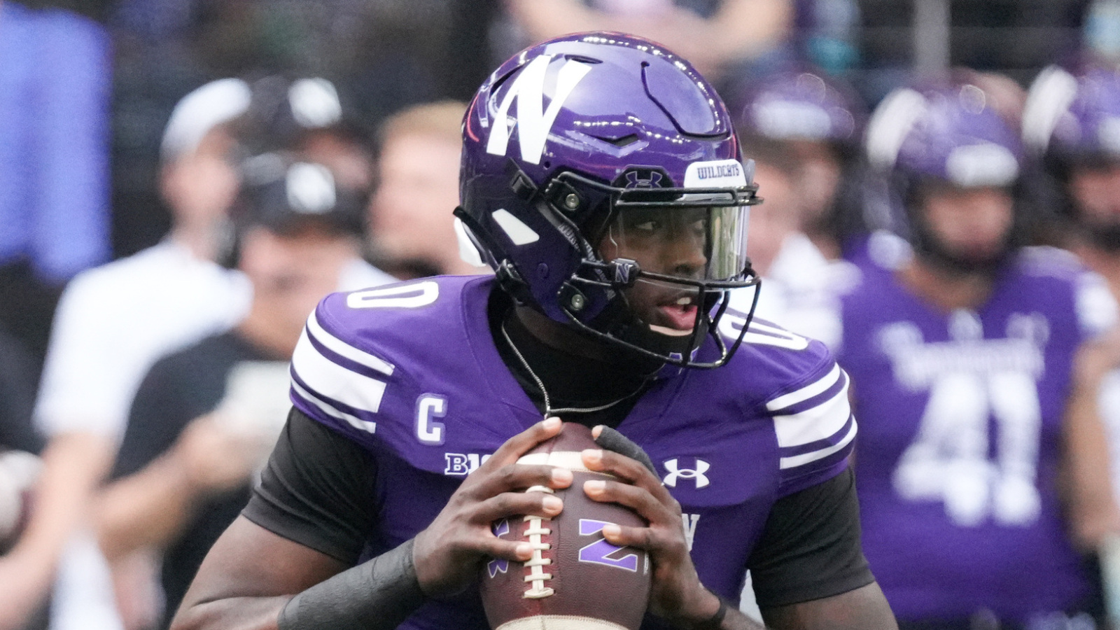 https://www.yardbarker.com/media/1/6/166aa30a86e4172db94b504b5ba2b731228a16ba/thumb_16x9/northwestern-enters-ap-top-25-first-time-nearly.jpg?v=1