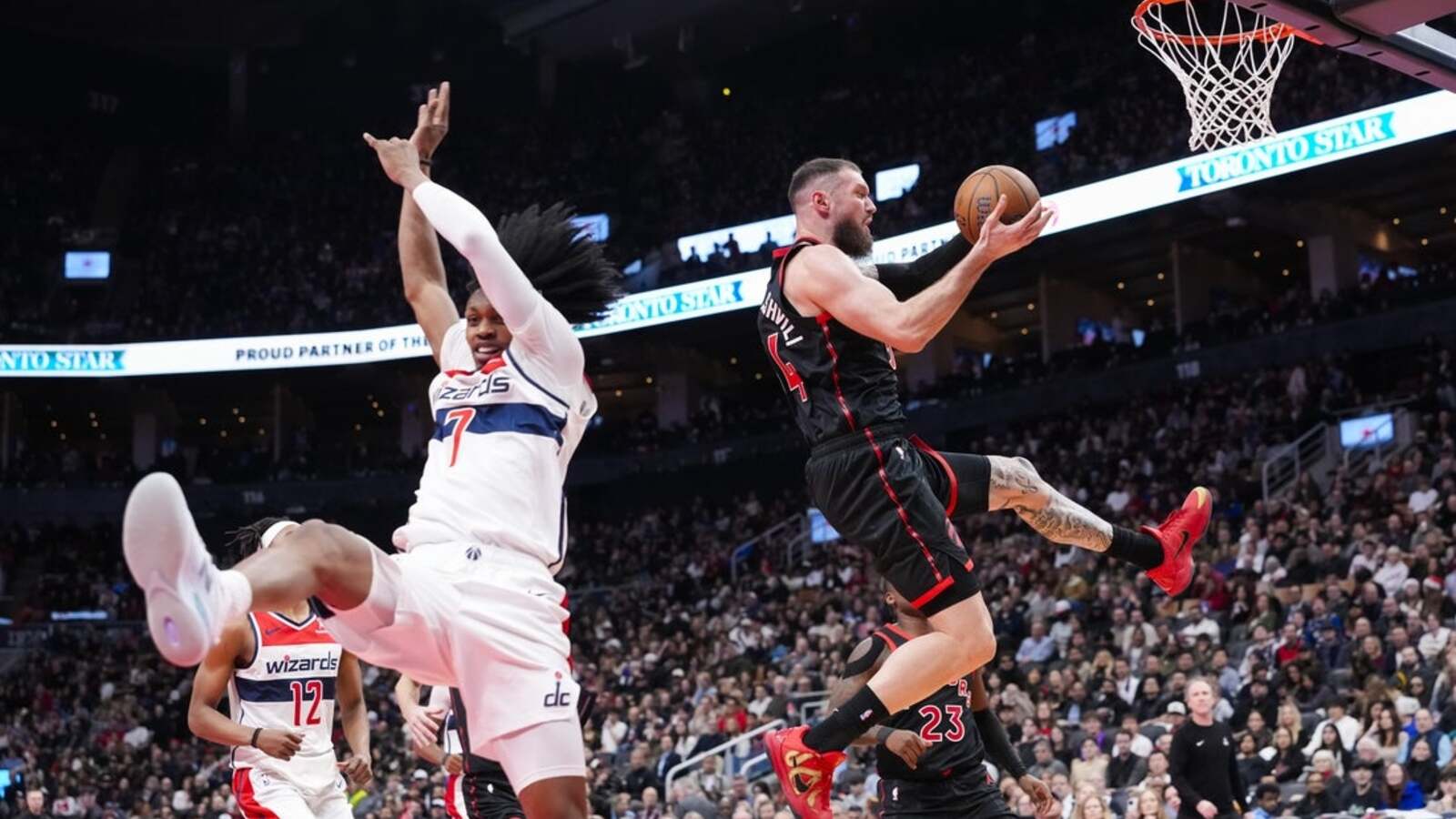 NBA roundup: Raptors become 1st to advance in Cup | Yardbarker
