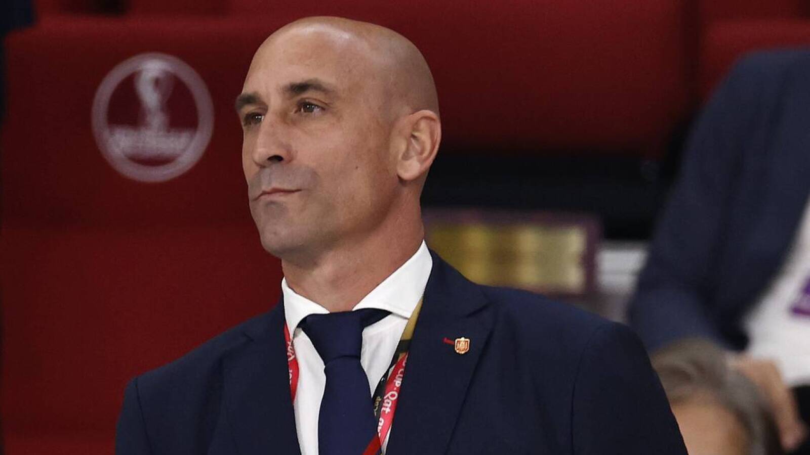 FIFA suspends Spain soccer president following World Cup kiss