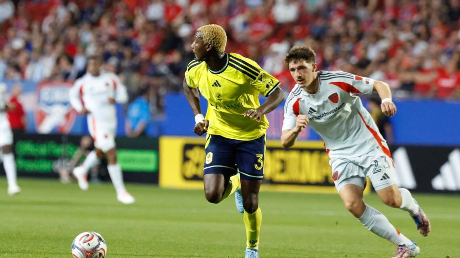 Nashville, Dallas play to hard-fought scoreless draw