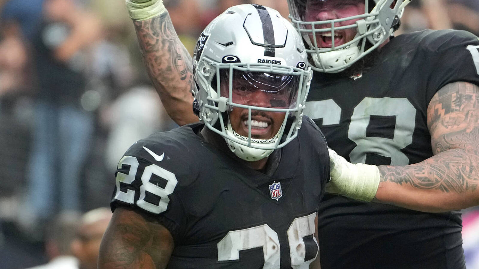 Raiders RB Josh Jacobs bulldozes Texans in 38-20 victory