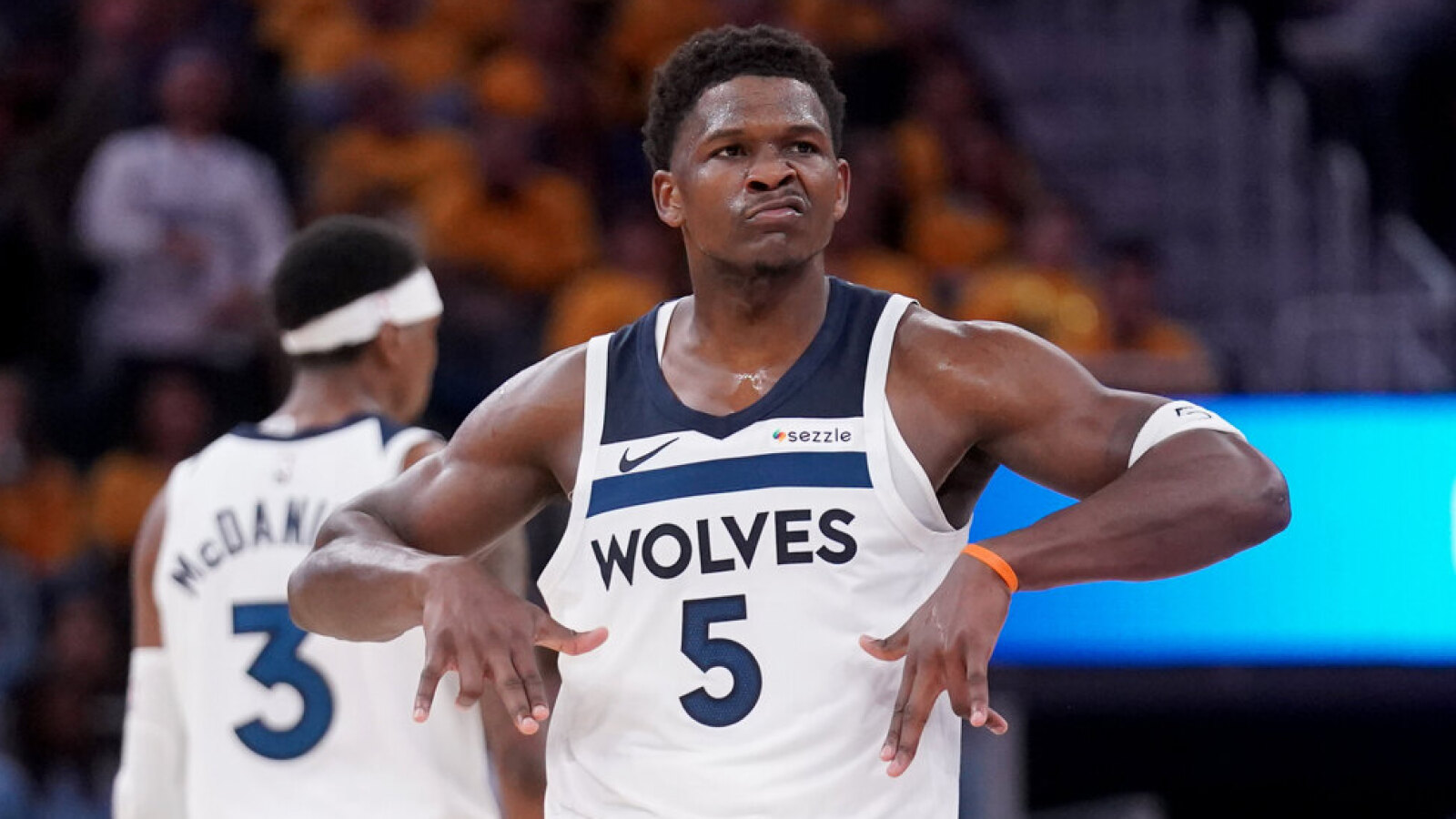 https://www.yardbarker.com/media/1/6/16f761788496f73febcbd116ec30212535281c00/thumb_16x9/three-pointers-nba-season-quiz.jpg?v=1