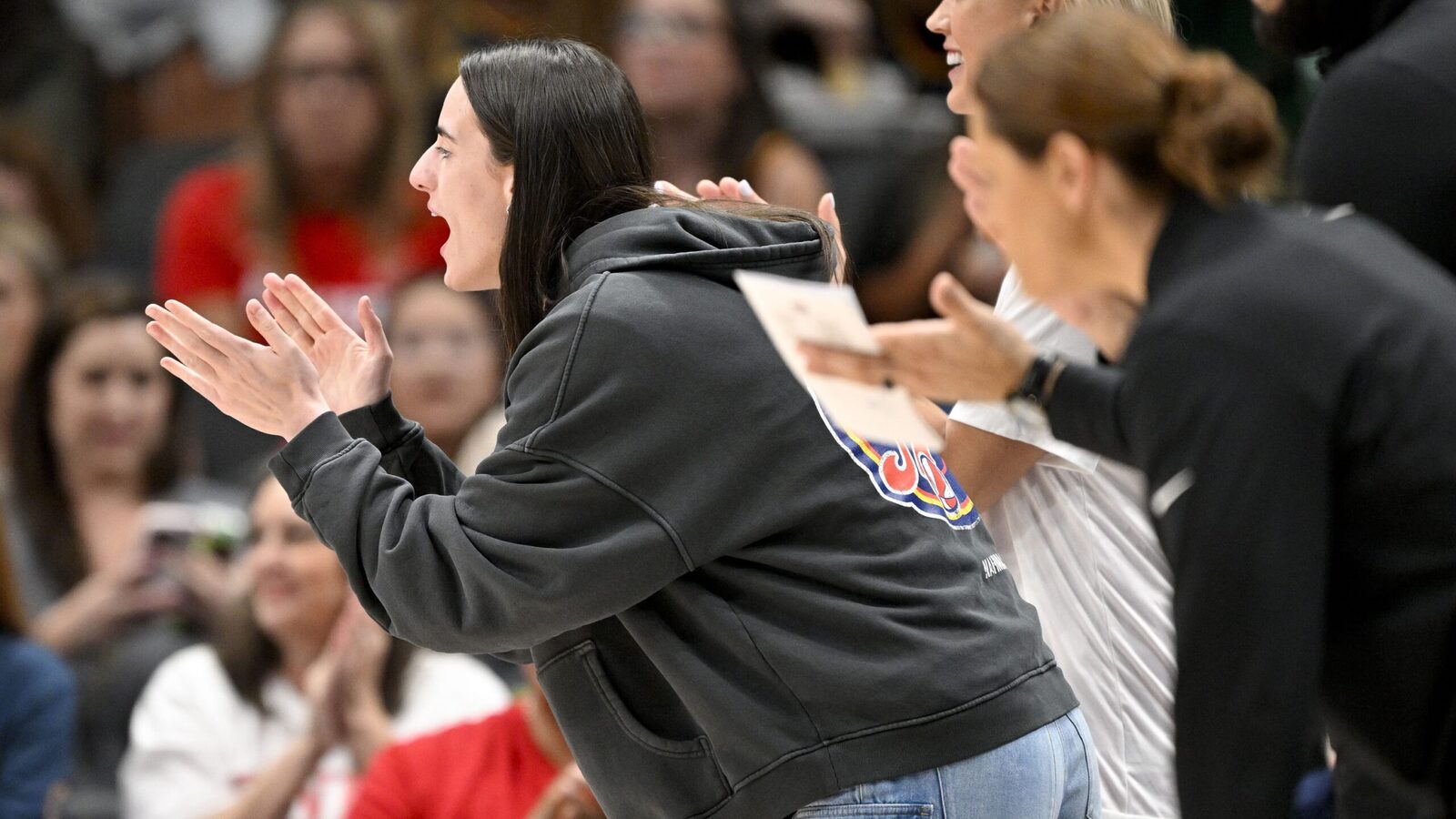 Everybody Else Find Themselves': Caitlin Clark Injury Branded 'Blessing In  Disguise' By Fever HC Stephanie White | Yardbarker
