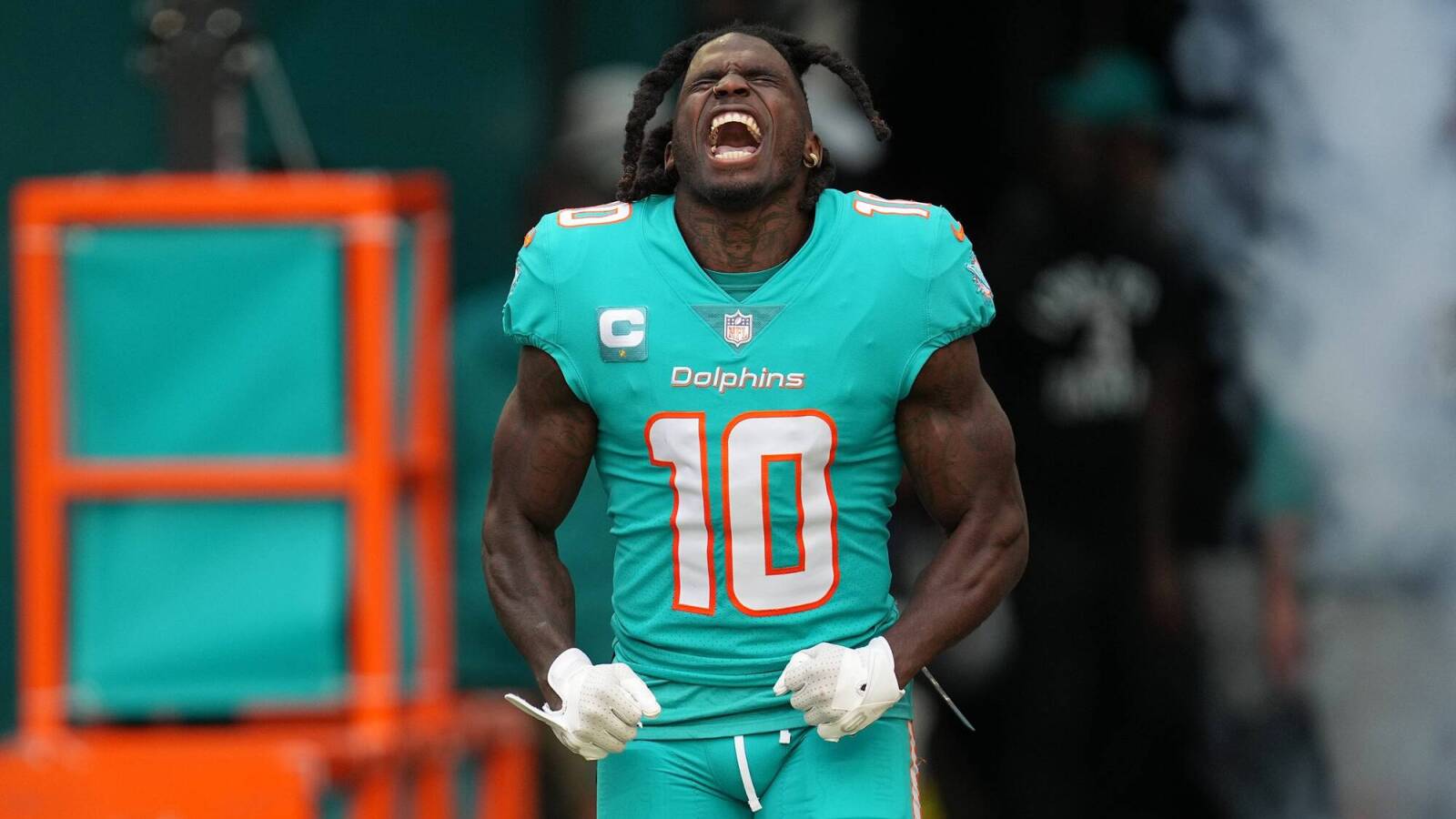 Tyreek Hill willed Payments fan to hit coach Wes Welker with snowball? – Info New Tour And Travel