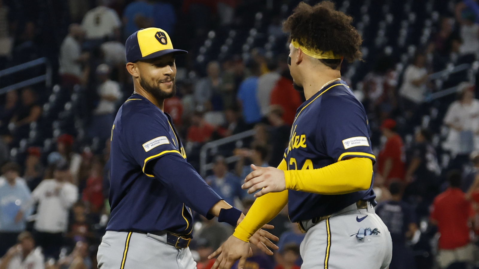 https://www.yardbarker.com/media/1/7/179e0cfdb728be798128d95ede686e2b4bf666da/thumb_16x9/brewers-fall-shy-franchise-record-win-over.jpg?v=1
