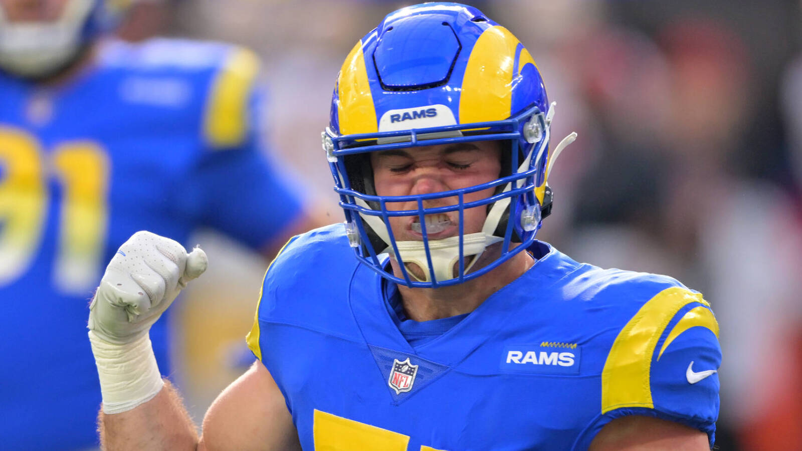 chargers-to-sign-former-rams-lb-troy-reeder-yardbarker