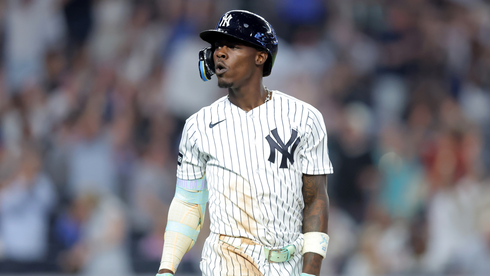 Chisholm Jr. Breaks Slump With Stanton's Pants, Teammate's Bat