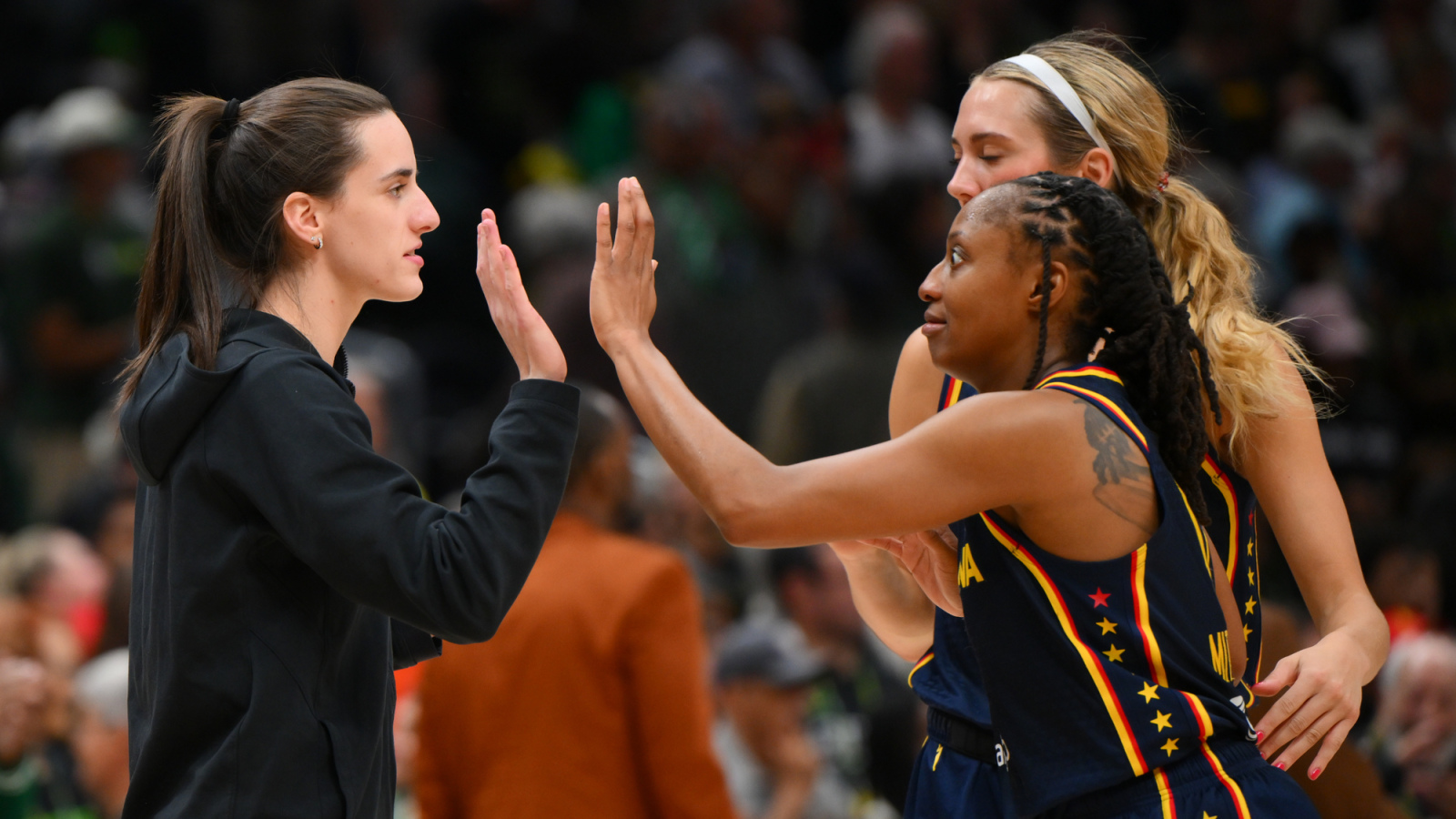 https://www.yardbarker.com/media/1/8/1879799e8d409ef85838dc937cb5e153e41fd9dc/thumb_16x9/fever-extend-winning-streak-caitlin-clark.jpg?v=1