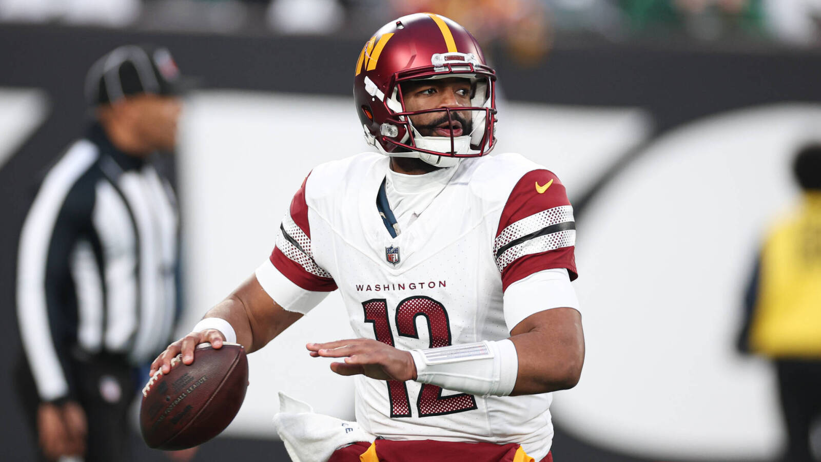 New England Patriots ink Jacoby Brissett to serve as top backup QB in