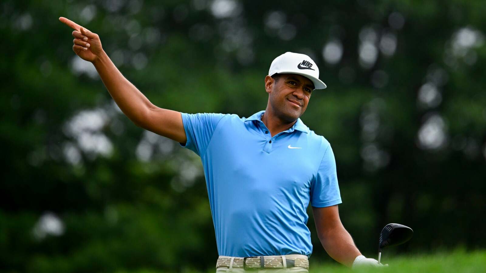 Tony Finau Makes Cut at Rocket Classic with Solid Rounds