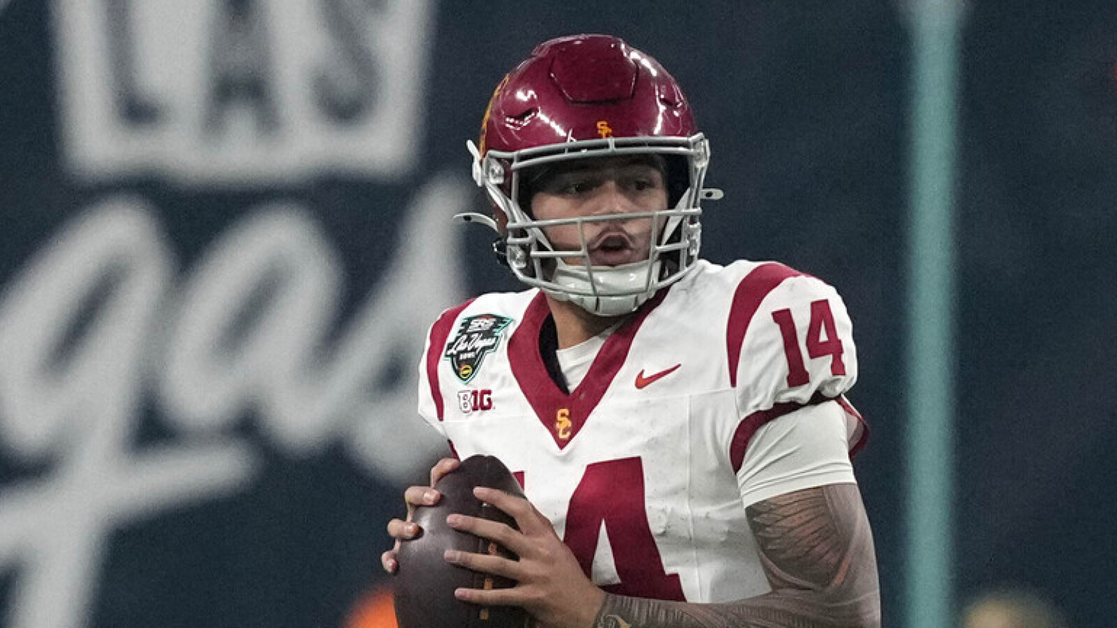 https://www.yardbarker.com/media/1/9/1949f3b2f337da21be8b0f2325f81825b915610c/thumb_16x9/usc-qb-clear-on-trojans-expectations-2025.jpg?v=1
