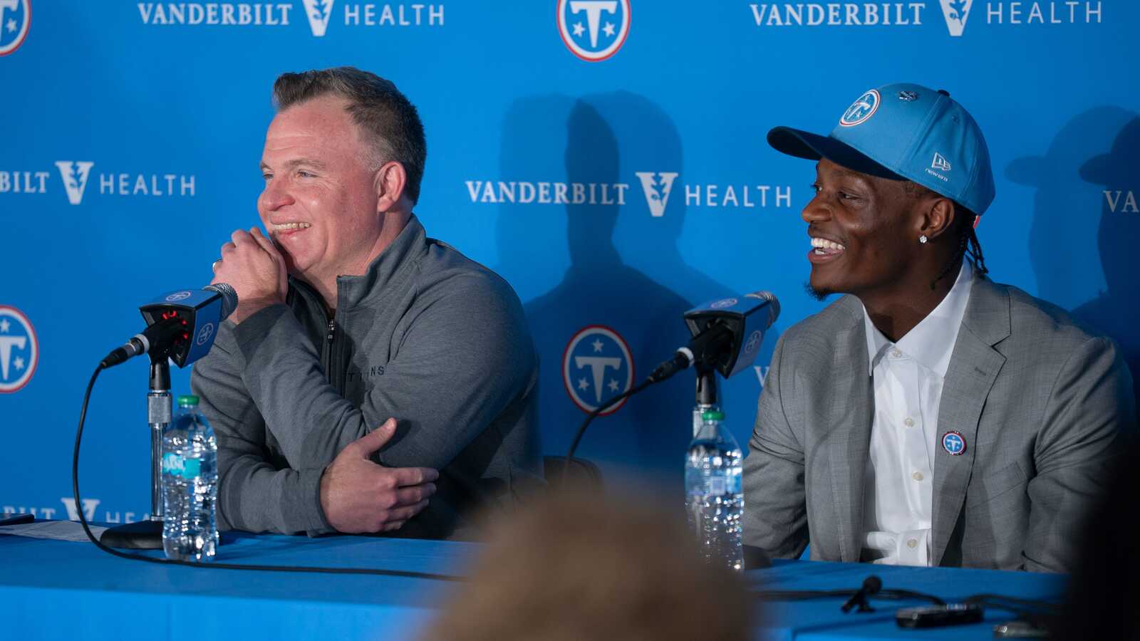 NFL executives blast Titans for drafting Carnell Tate over Arvell Reese