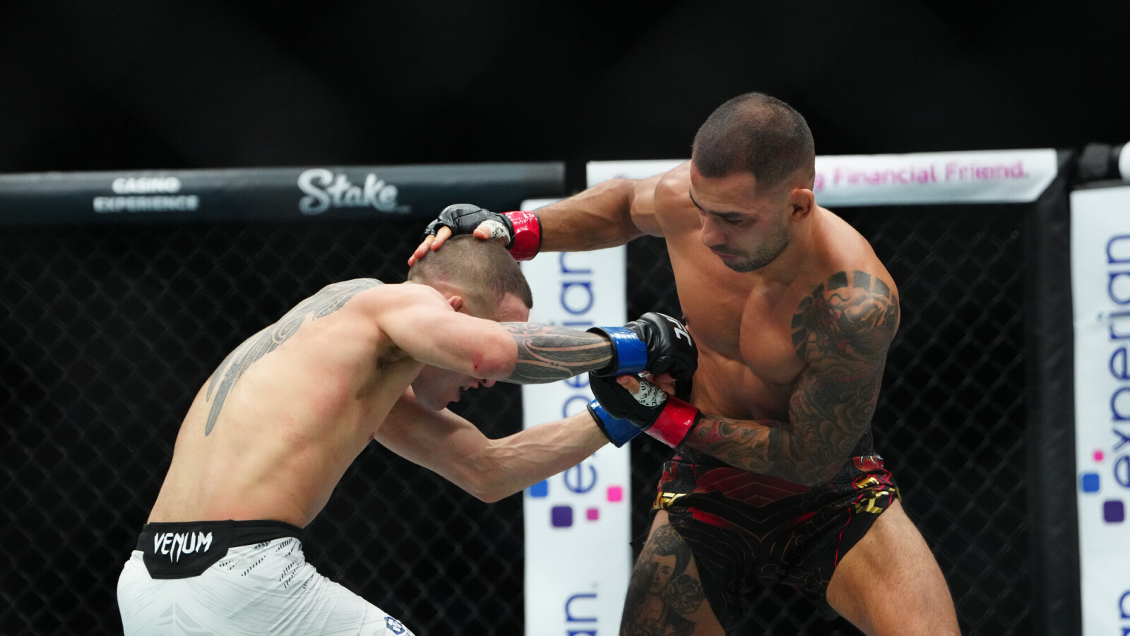 Alexandre Pantoja submits Kai Kara-France in UFC 317 co-main event ...