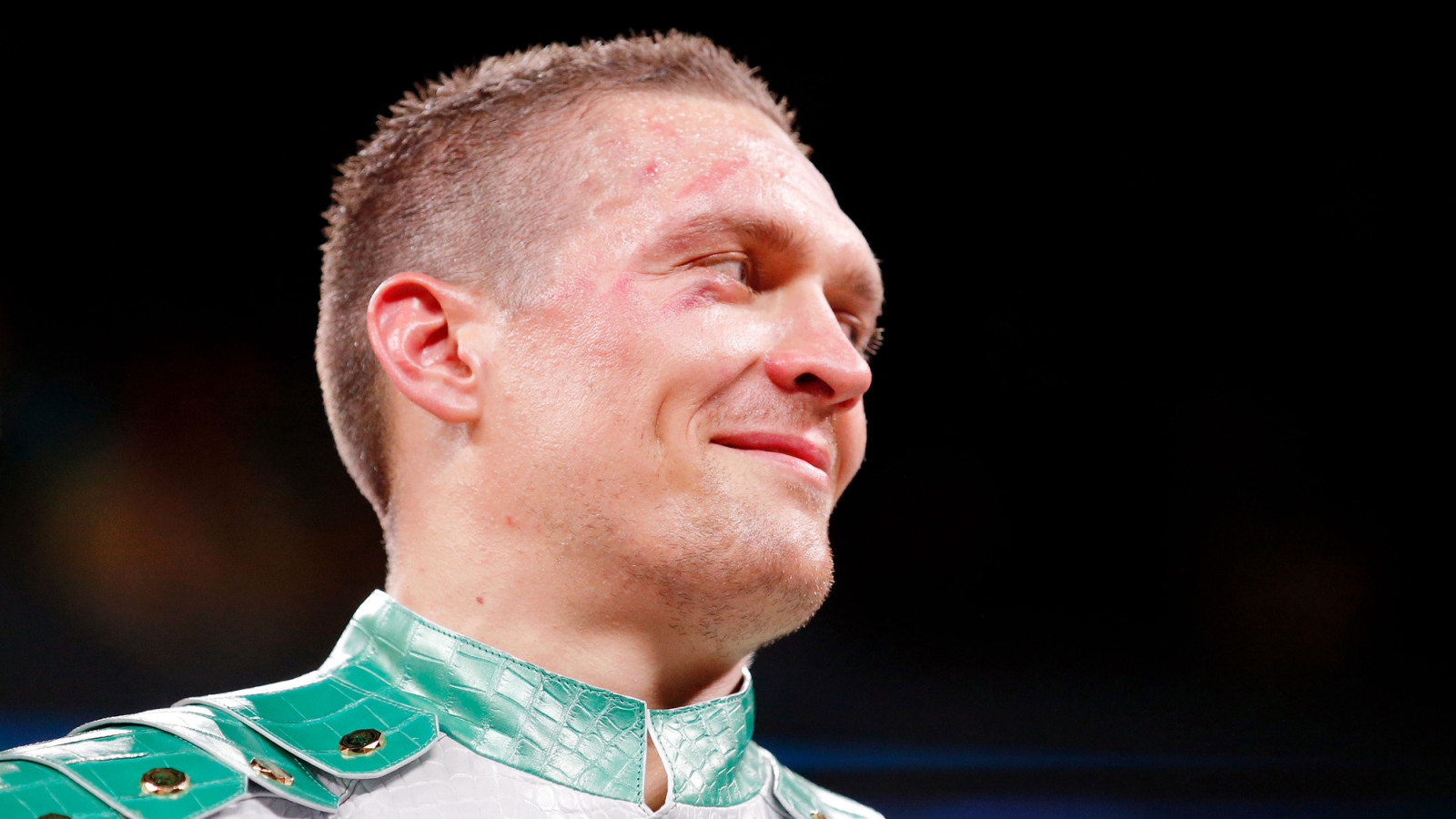 Usyk-Verhoeven Preview: Why the Pyramids Can't Save This Mismatch