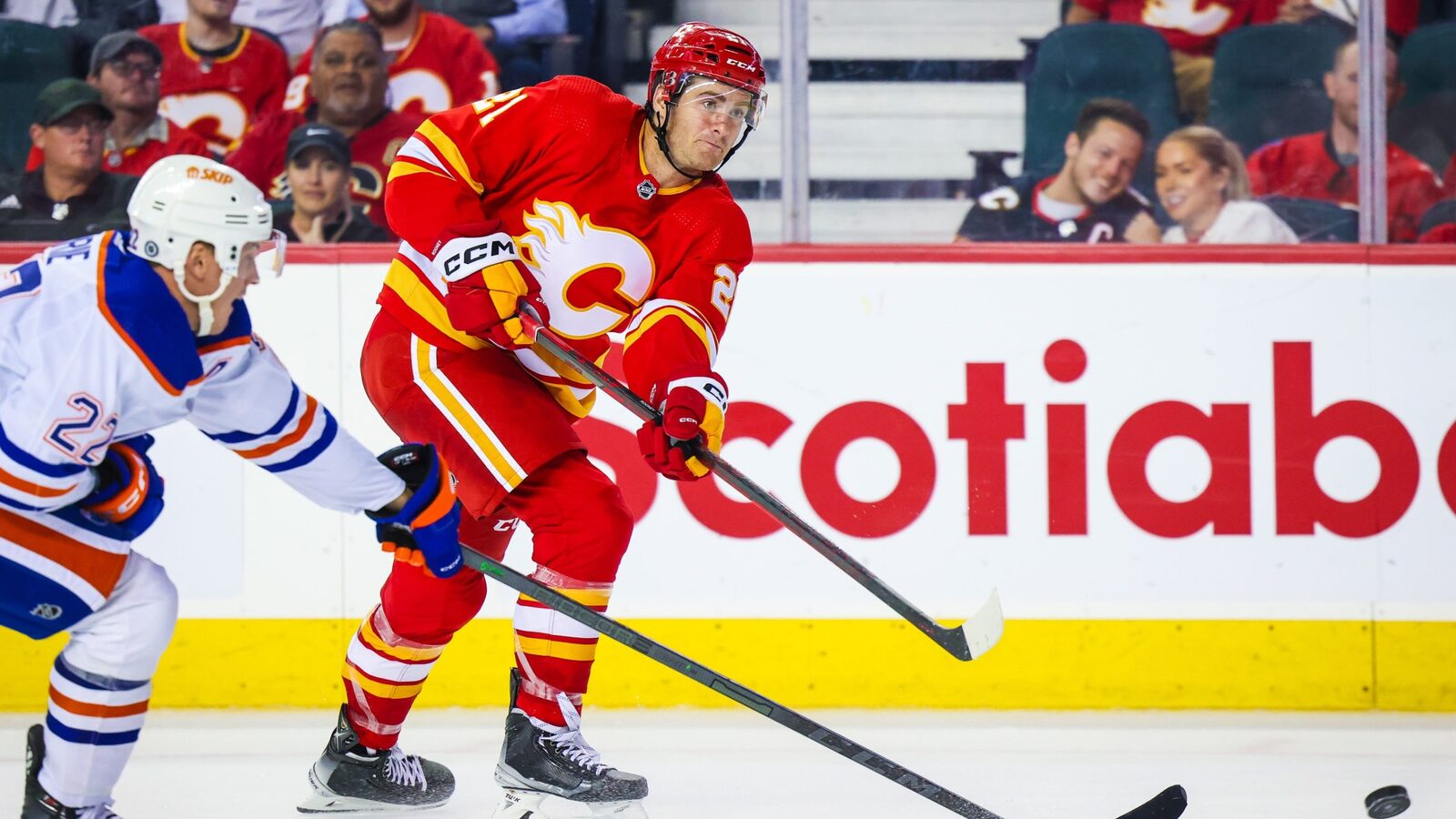 Speedy winger Kevin Rooney might be the best fit to complete the Flames' third line - Vimarsana News