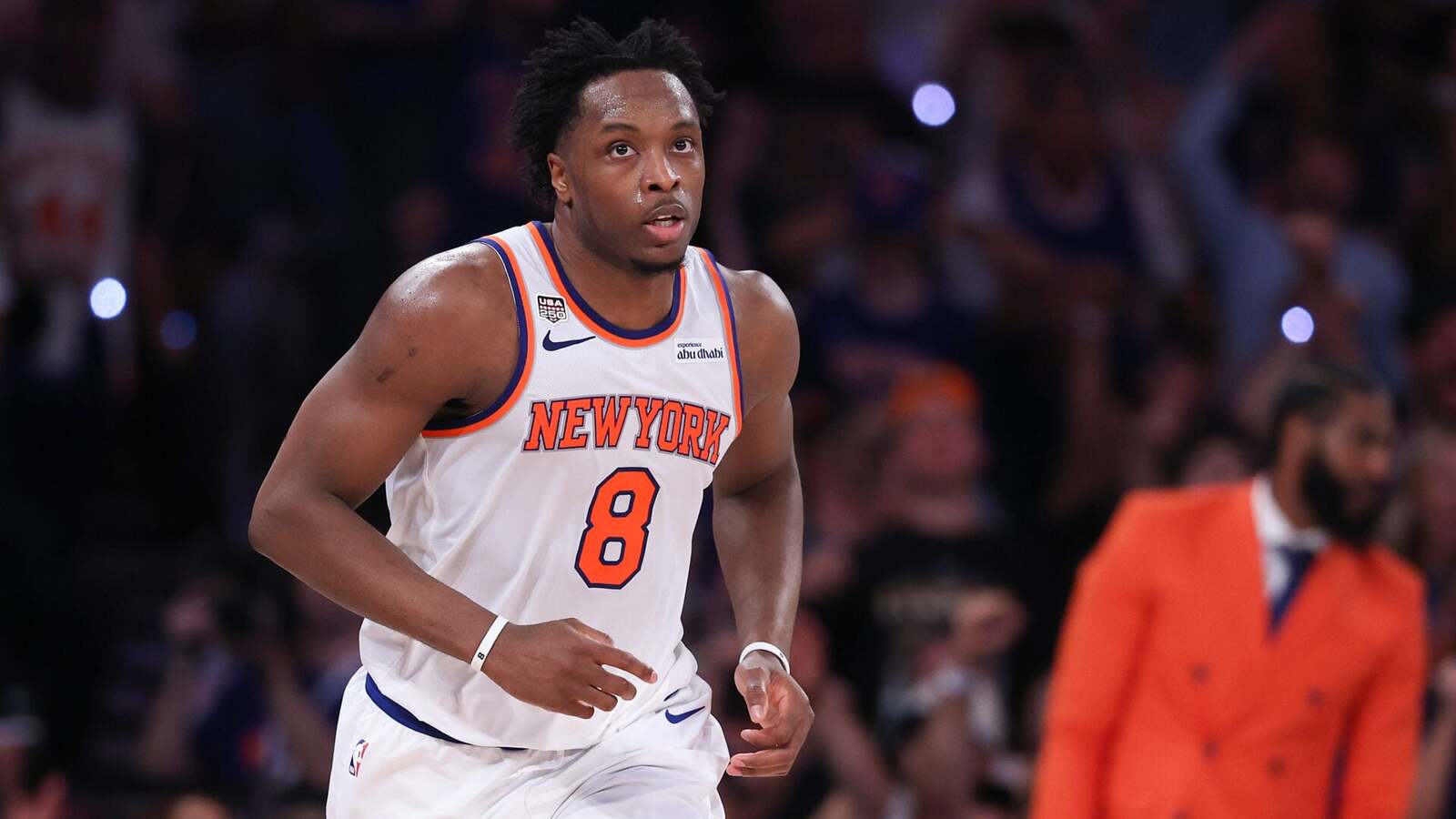OG Anunoby Collaborates with London Mayor to Enhance Basketball Courts