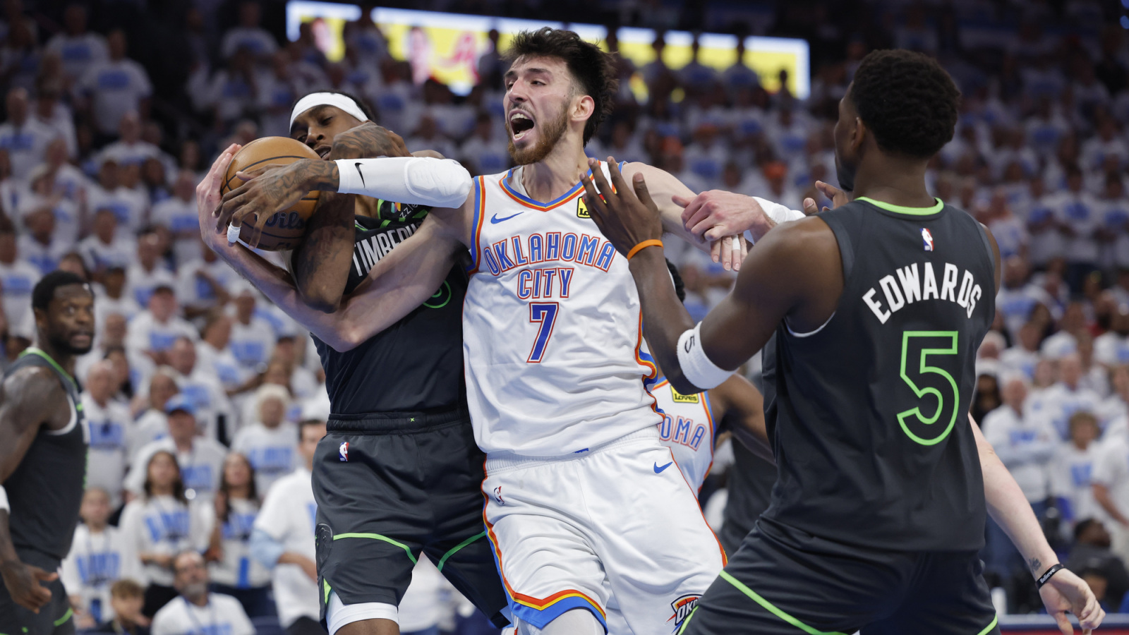 https://www.yardbarker.com/media/1/a/1ac583dedb480b466767727bcaaf47757320ec63/thumb_16x9/chet-holmgren-forged-different-nba-path-thats-okay.jpg?v=1