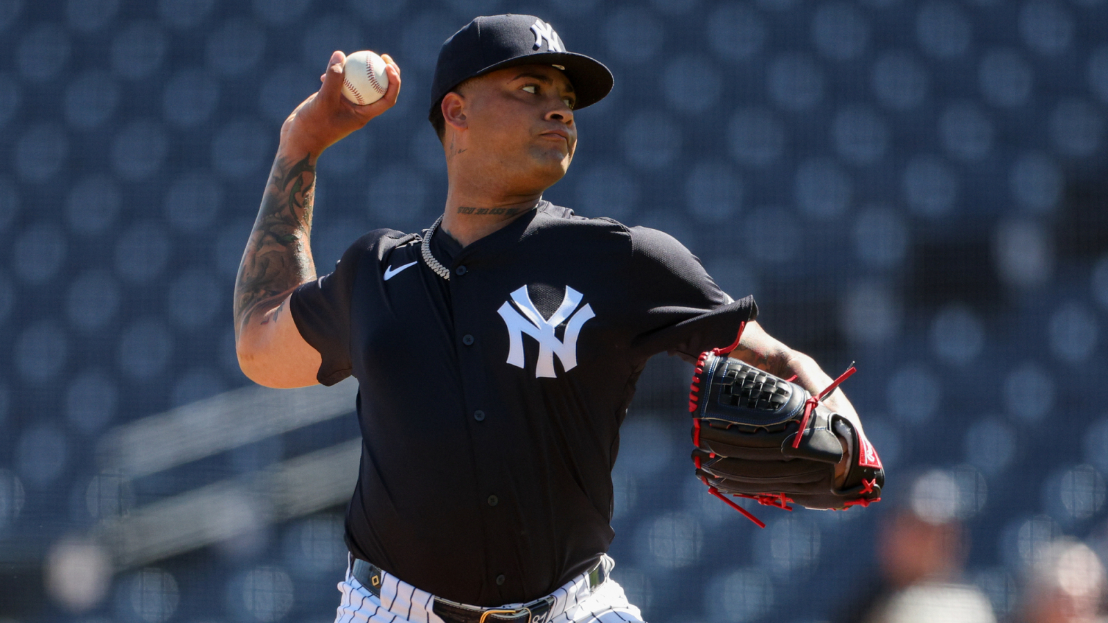 https://www.yardbarker.com/media/1/a/1ad85c2b82823dab57d1c75399d465a6dfb8d676/thumb_16x9/yankees-activate-reigning-al-roty-60-day-injured.jpg?v=1
