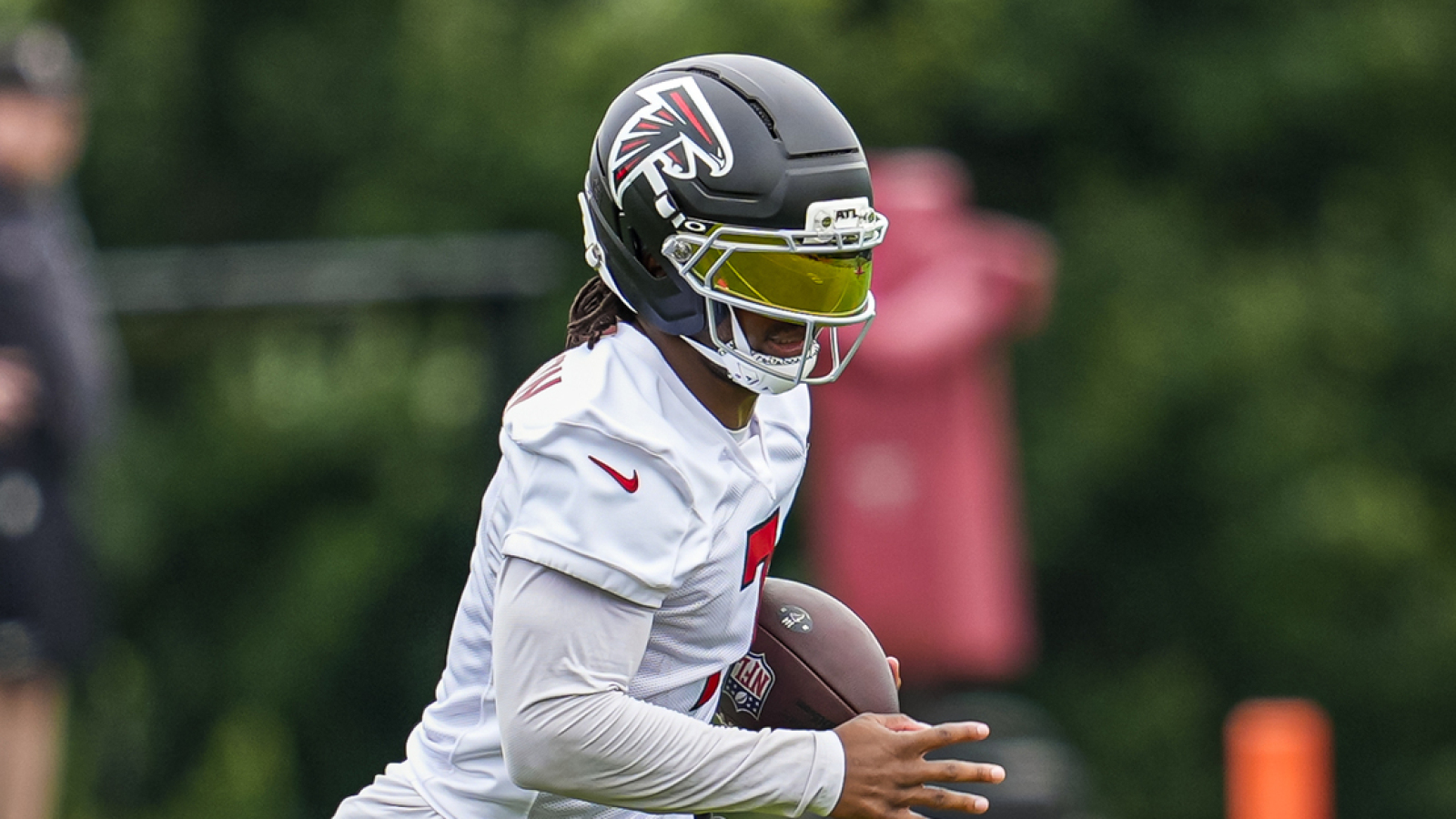 Bijan Robinson Discusses Contract Situation with Jahmyr Gibbs