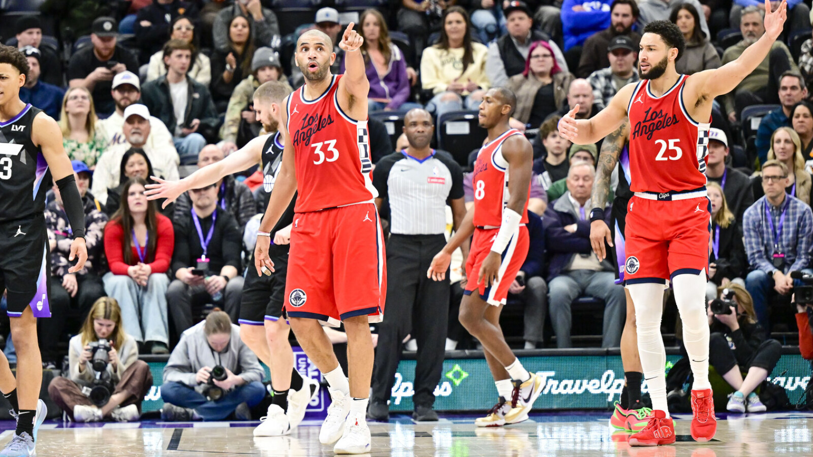 https://www.yardbarker.com/media/1/a/1af0e001295dbea4277d31a131499564d2f20549/thumb_16x9/clippers-forward-decline-his-player-option.jpg?v=1