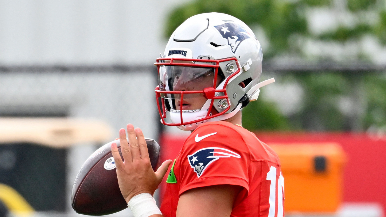 Tommy Cutlets no more? Mike Vrabel makes surprising change for Tommy DeVito thumbnail