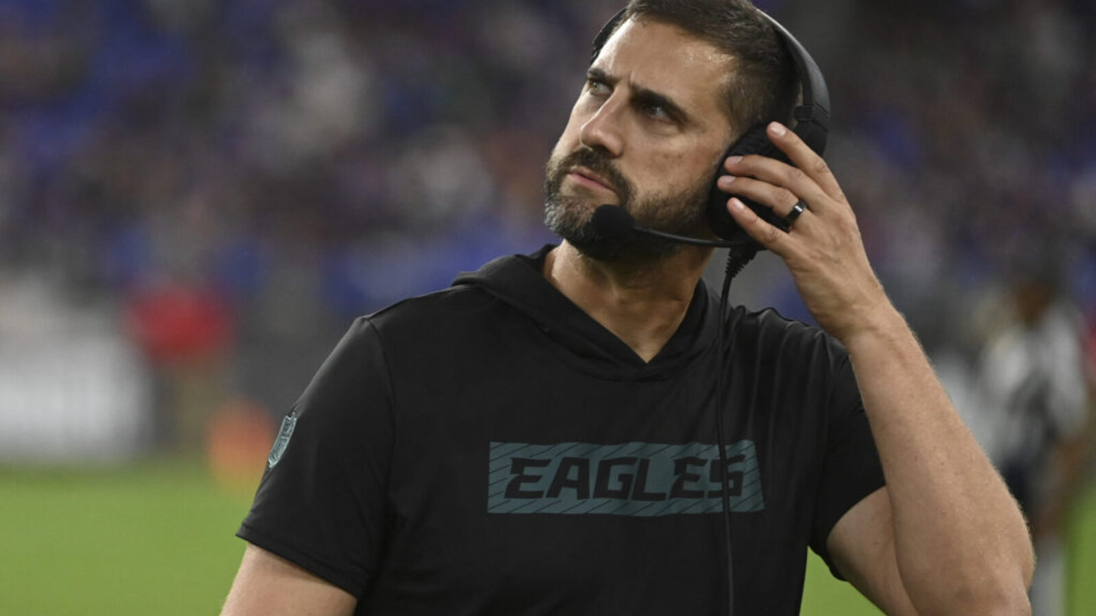 Eagles Place Rookie Tight End Eli Stowers on Injured Reserve
