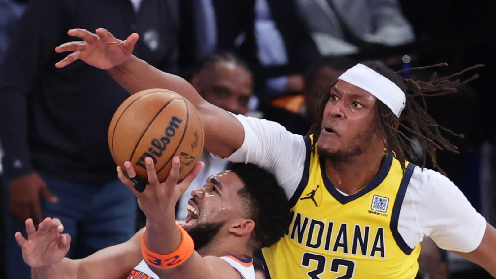 https://www.yardbarker.com/media/1/b/1b89d045f6f11d8d06226a699cbbd0de53d53f3e/thumb_16x9/unsung-hero-sleep-on-indianas-myles-turner.jpg?v=1