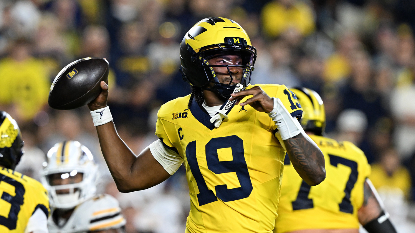 https://www.yardbarker.com/media/1/b/1bb02e67c2da68d46ccf69e9e2bbe300ba14a041/thumb_16x9/sep-5-2026-ann-arbor-michigan-usa-michigan.jpg?v=1