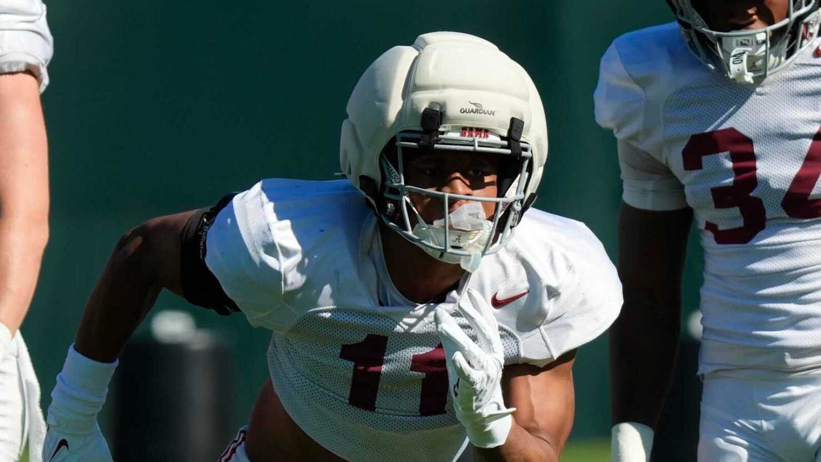 Alabama freshman linebacker says he has put on 25 pounds, can bench ...