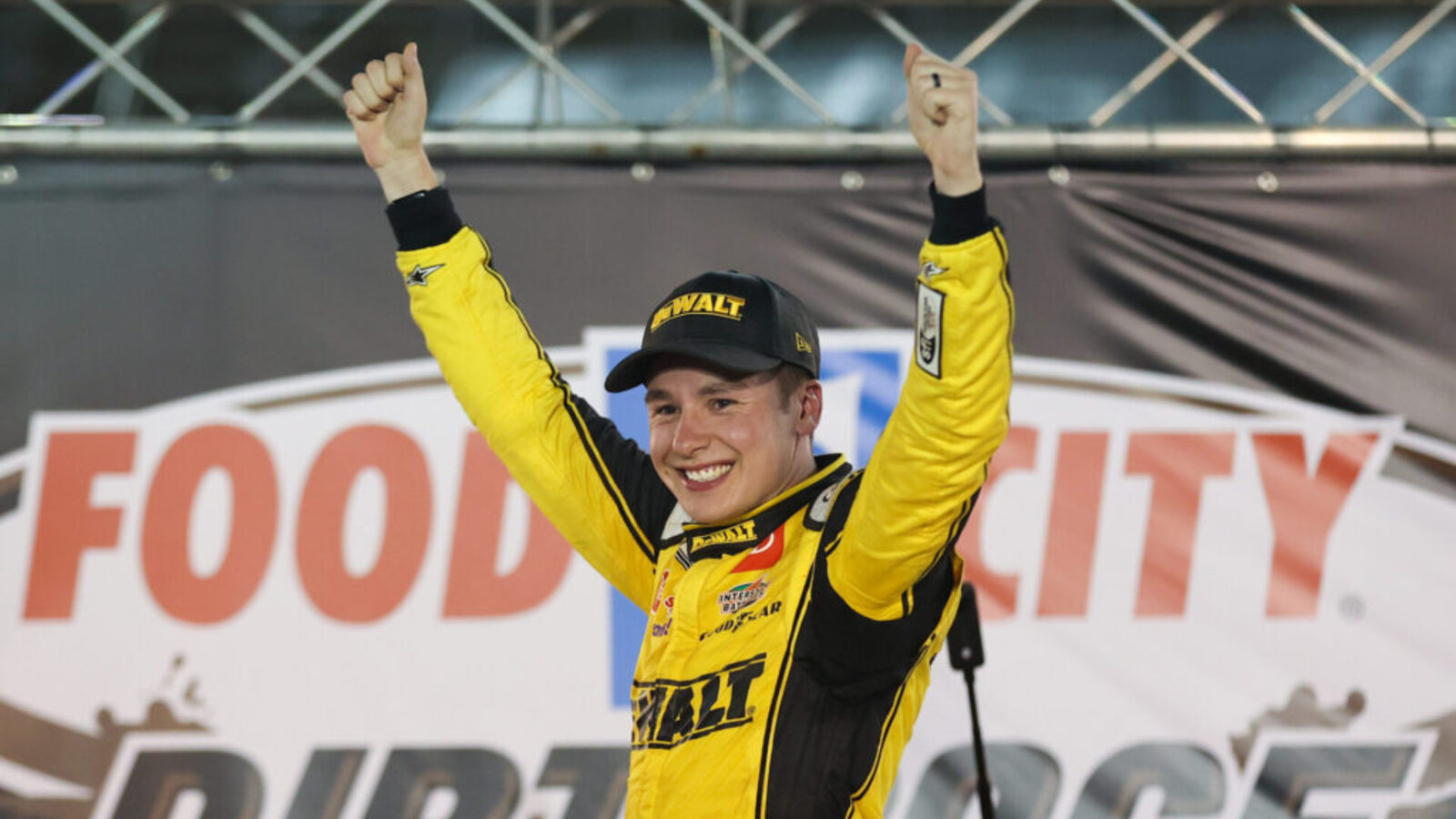 NASCAR Truck Series Takes Darlington with Stacked Field | Yardbarker