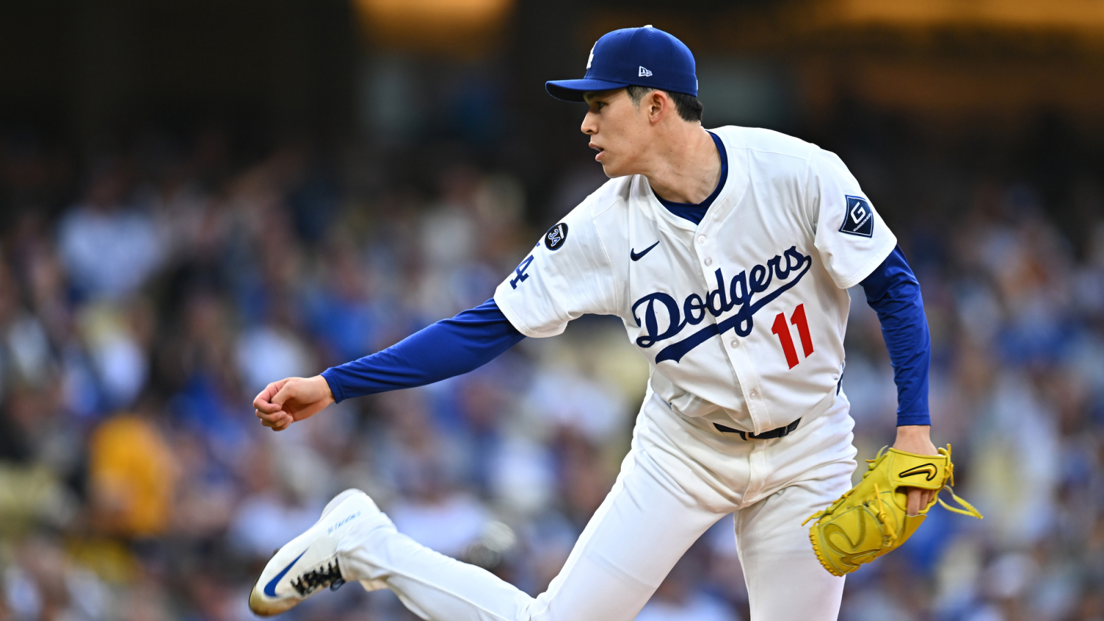 Roki Sasaki looked like he was crying after rough Dodgers home debut ...