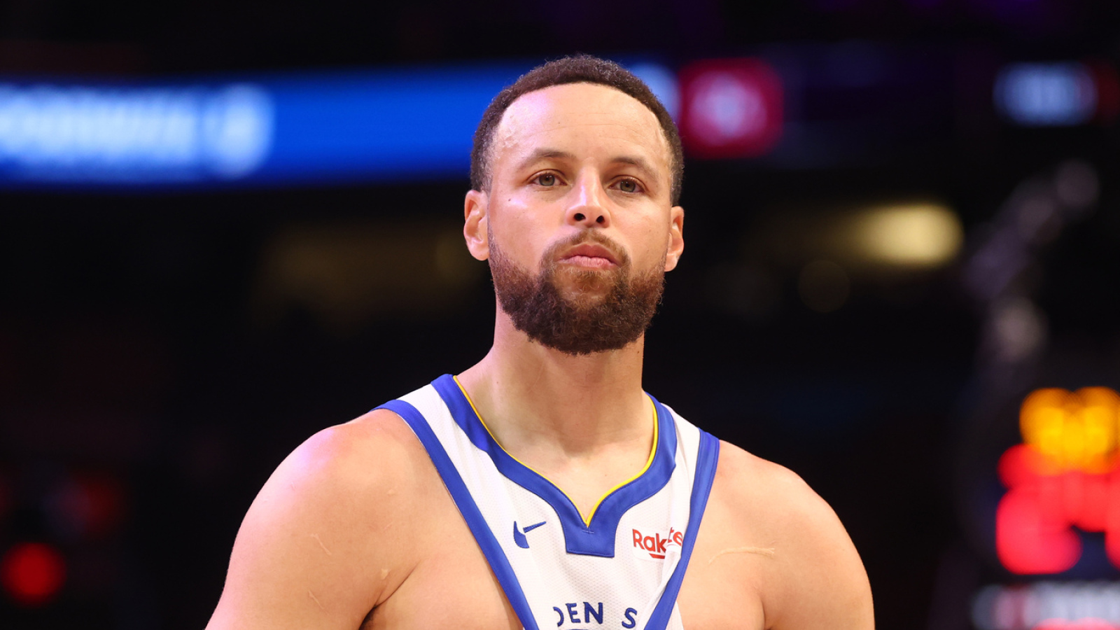 Steph Curry to take role in trying to lure LeBron James to Warriors
