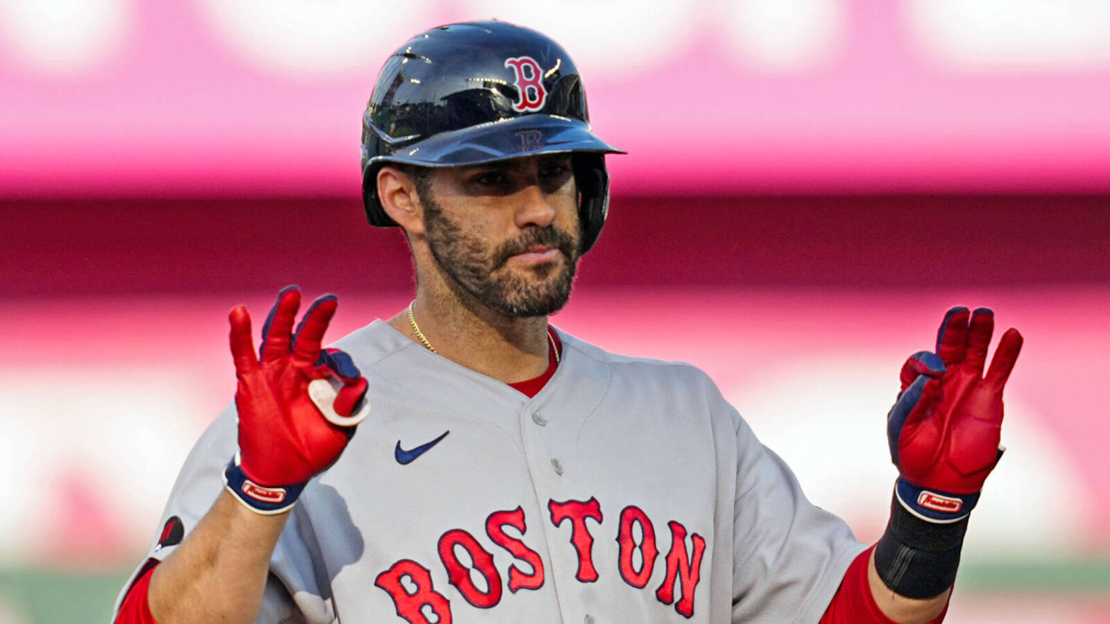 J.D. Martinez signs with Dodgers in steal of a deal Yardbarker