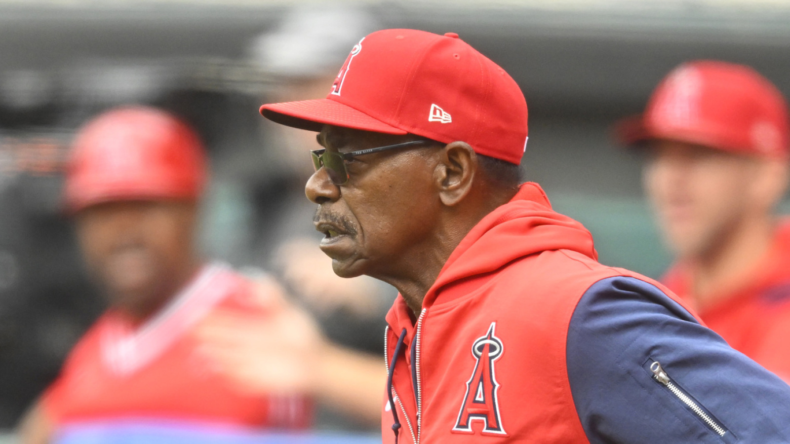https://www.yardbarker.com/media/1/c/1cad4b0a034d3006662e2d8511df41eee5e92e2b/thumb_16x9/angels-manager-recovering-quadruple-bypass.jpg?v=1