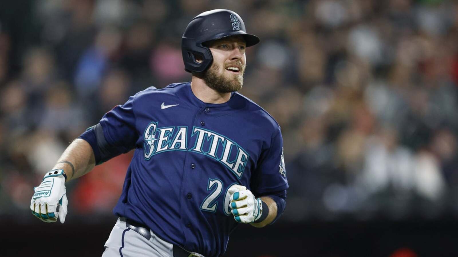 Luke Raley's career night powers Mariners past White Sox | Yardbarker