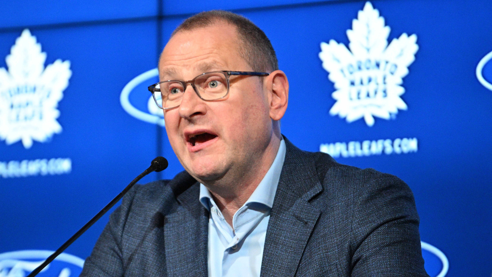https://www.yardbarker.com/media/1/d/1d50f7247b64c89786dc2994f3cb1f38c5b10db7/thumb_16x9/maple-leafs-sign-new-player-amid-unexpected.jpg?v=1