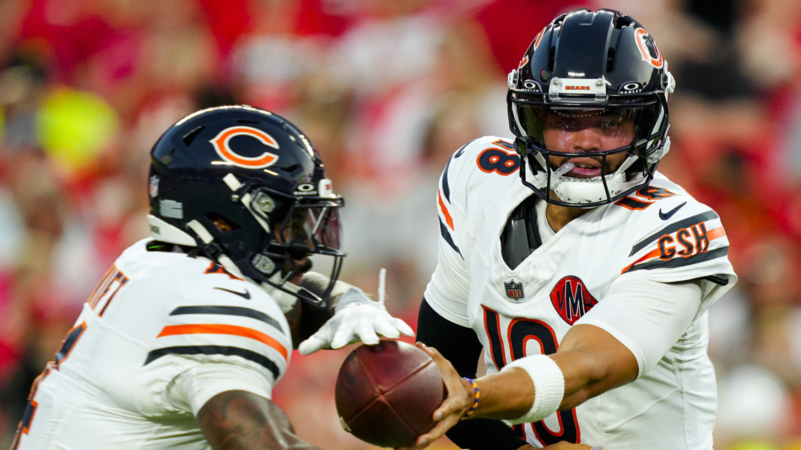 https://www.yardbarker.com/media/1/d/1d951d37f9549679a6c620d4b4ad2a0215cccc2a/thumb_16x9/nfl-2025-one-player-on-every-team-prove-starting.jpg?v=1