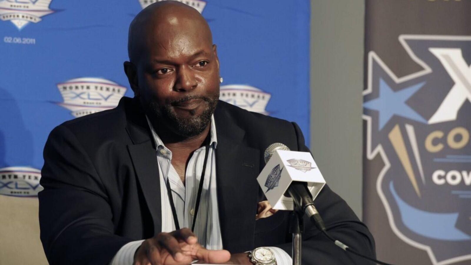 Emmitt Smith Slams Cowboys’ Defense for ‘Giving Up Points’; Defends Dak Prescott