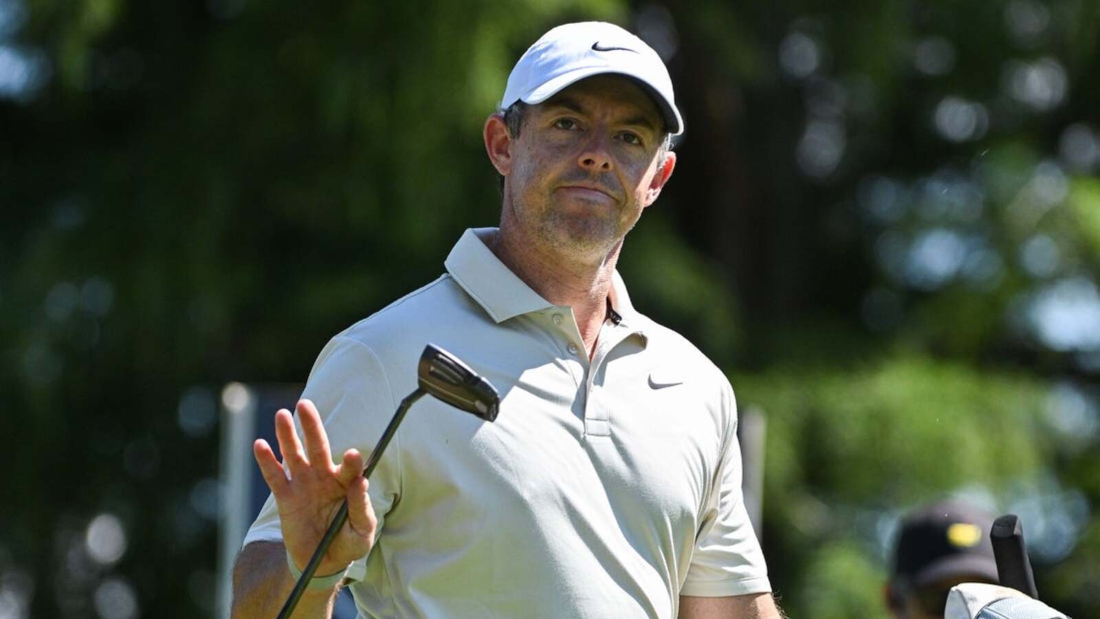 Rory McIlroy Ties for First-Round Lead at BMW Championship