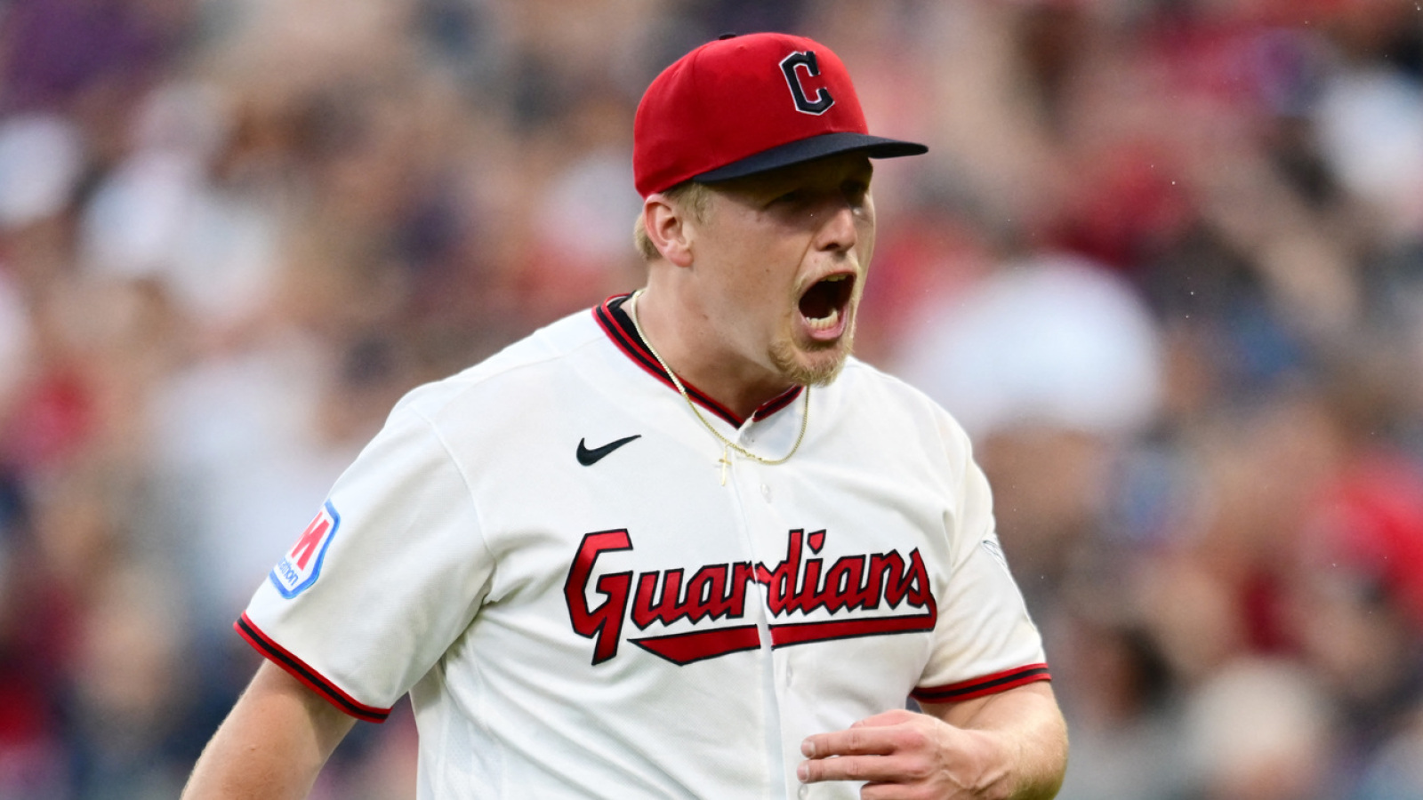 https://www.yardbarker.com/media/1/e/1e5f3de03be292cfec470008d2521468ac879ef2/thumb_16x9/guardians-reveal-starting-rotation-alds-showdown.jpg?v=1