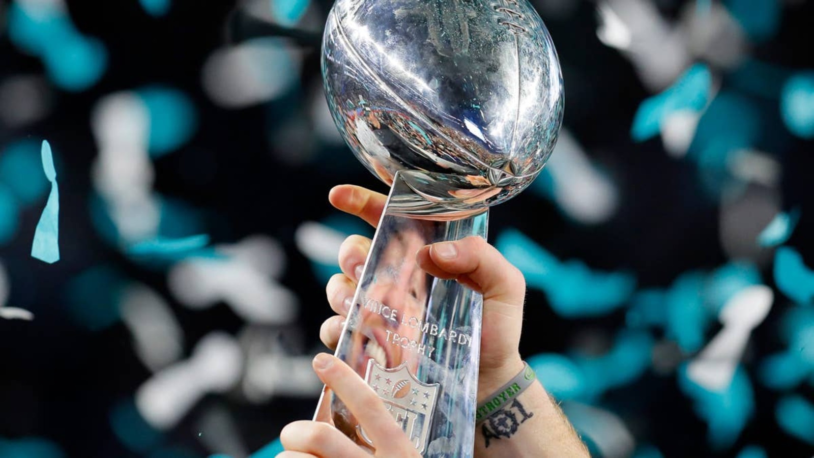 Tributes Pour In After 2-Time Super Bowl Champion Dies at 79 | Yardbarker