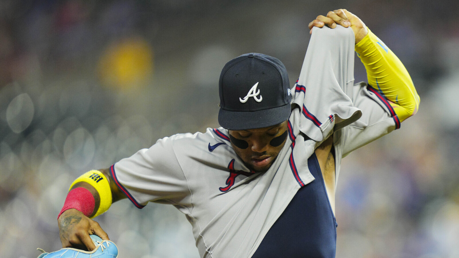 https://www.yardbarker.com/media/1/e/1ed46f84bf63d990518c1beae18afb6d584cebb8/thumb_16x9/braves-place-star-player-on-10-day-il.jpg?v=1