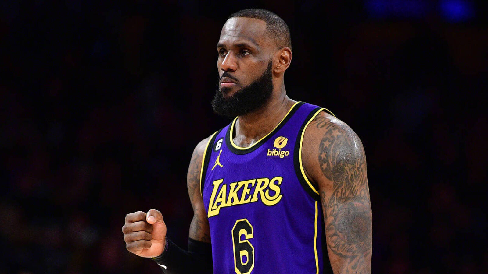 LeBron James' jersey from Game 7 of 2013 NBA Finals sells for over